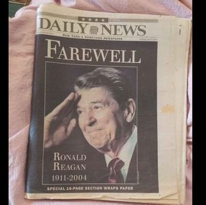 2004 Daily News Farewell To Ronald REGAN 1911-2004 FULL SUN NEWSPAPER
